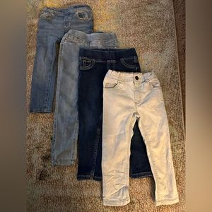 BUNDLE (4) Toddler Girls Blue Jeans